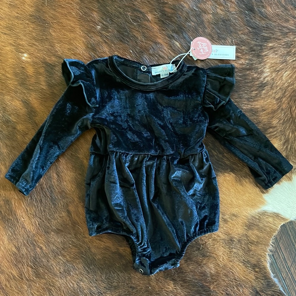 Baileys blossom velvet bubble romper